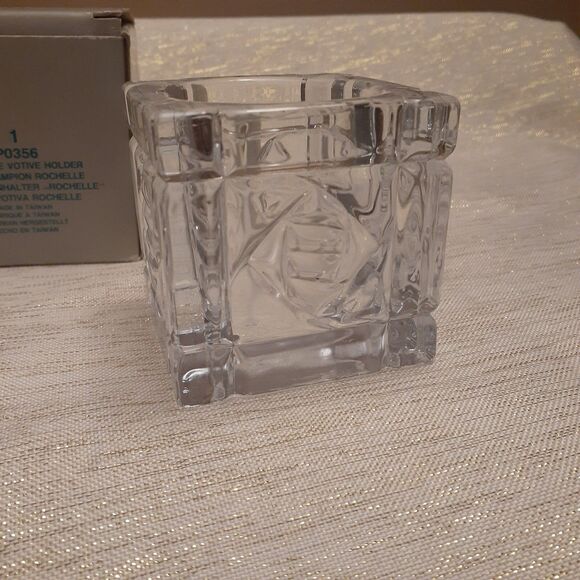 PartyLite P0356 Rochelle Votive Candle Holder Etched Glass Heavy - Picture 4 of 6